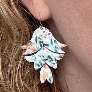 Kaitlin added a photo of their purchase