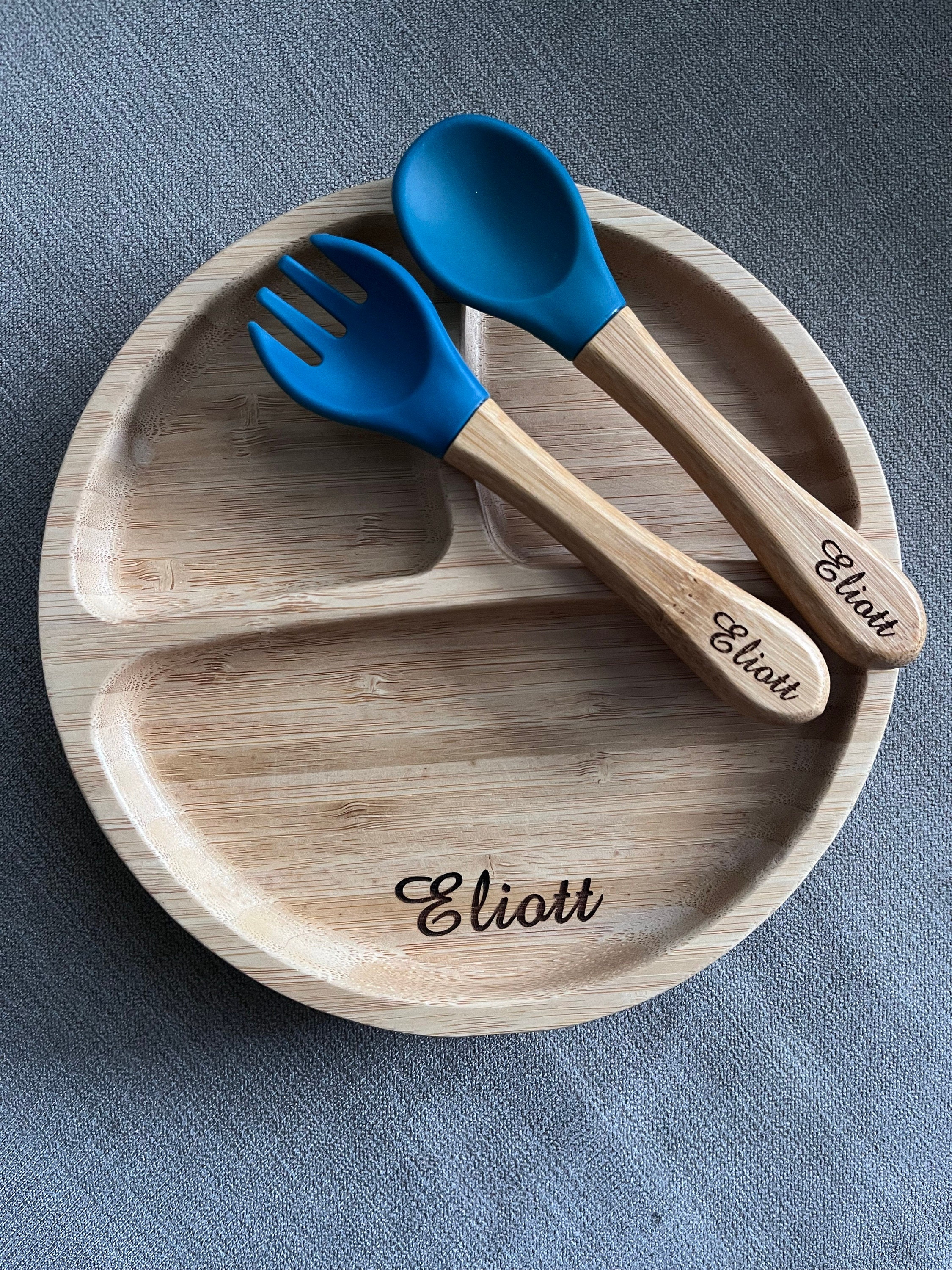 Personalized baby plate in bamboo wood (laser engraving)