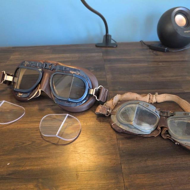 RAF Mark 8 WW2 Goggles, Blue Painted Frames, Brown Leather and