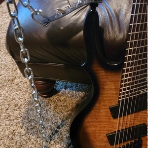 Chain 2024 guitar strap