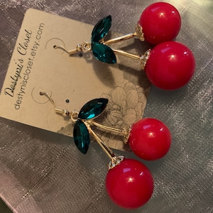 Celebrity added a photo of their purchase