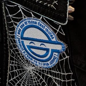 Bob hat ein Foto des gekauften Artikels hinzugefügt