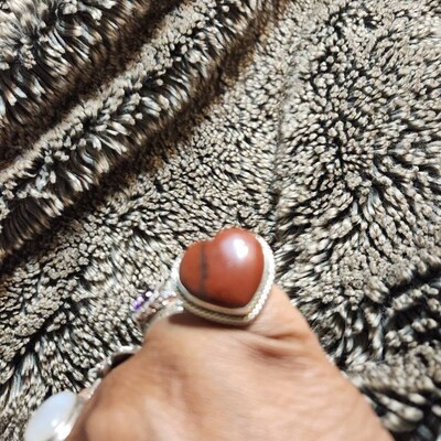 •FACETED ETHIOPIAN OPAL - ANTHER - 2• decorative band silver ring (size 8)