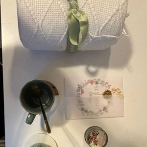 Thalía added a photo of their purchase