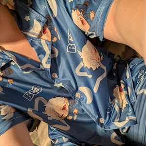 Raquel added a photo of their purchase