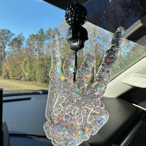 samantha added a photo of their purchase