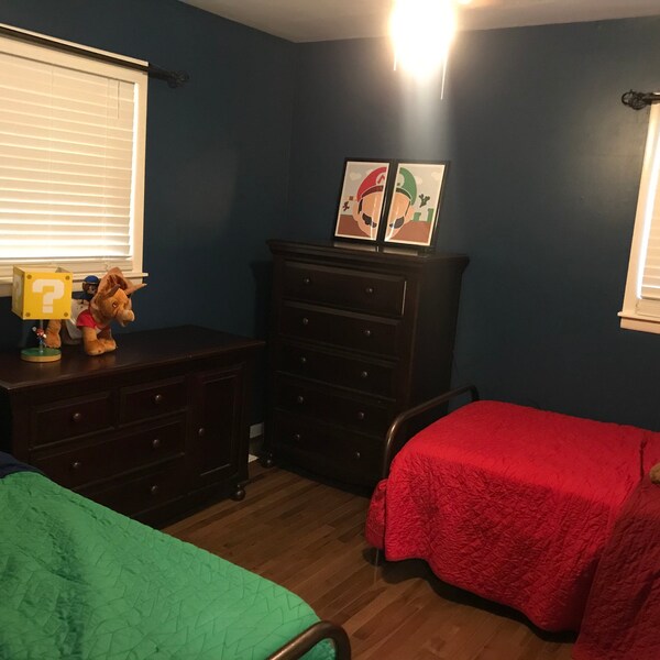 Super Mario Minimalist: Mario & Luigi Set - Etsy