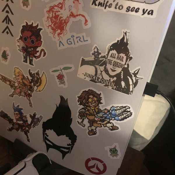 Vexahlia Vessar Half-elf Ranger Pixel Art Vinyl Sticker Critical Role ...