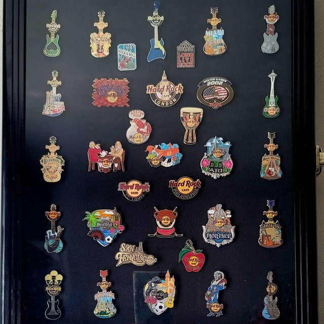 Pin Collector's Display Case - for Disney, Hard Rock, Olympic, Political  Campaign & Other Collectible Pins & Medals - Holds Up to 100 Pins 