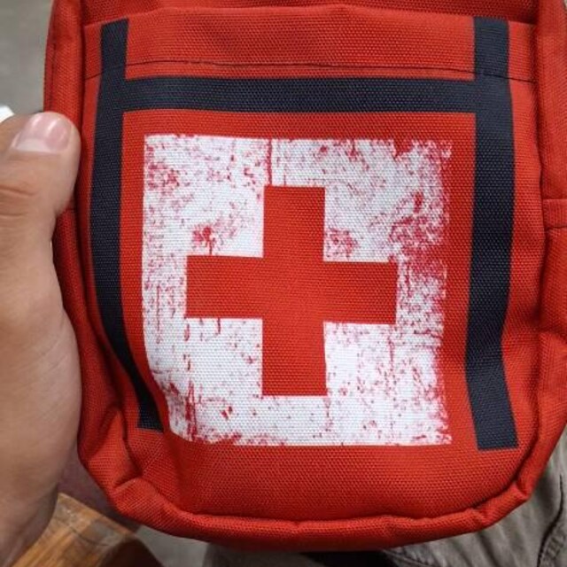 L4D First Aid Utility Crossbody Bag - Etsy