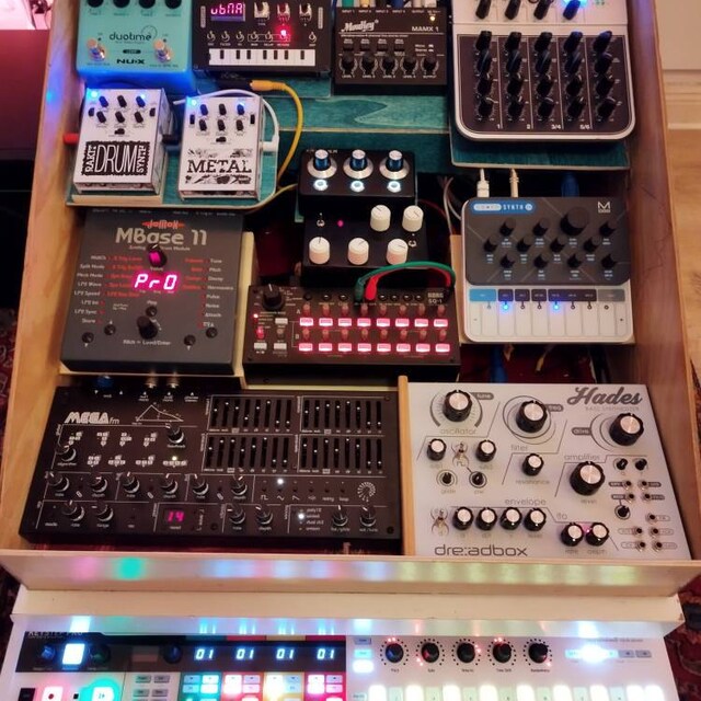 鍵盤楽器 RUCCI Drone Synth 鍵盤楽器 RUCCI Drone Synth RUCCI Drone Synth 鍵盤楽器