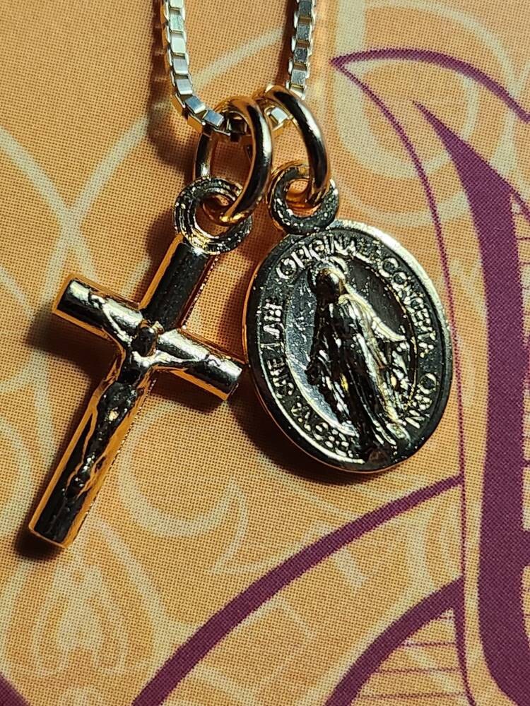 Tiny Gold Tone Miraculous Medal, Virgin Mary Miraculous Medal, Gold Plated Sterling Box Chain, Virgin Mary Medallion, Tiny Gold Cross