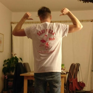 Jolien added a photo of their purchase
