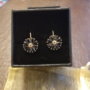 Daisy Sapphire Earring in 14K Gold Blue Gemstone Flower - Etsy