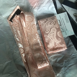mens peach tie