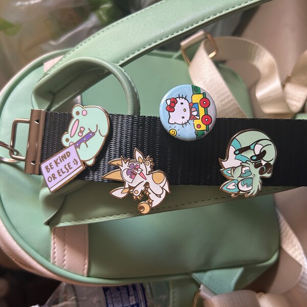 Wide Pin Holder Keychain / Black Keychain Pin Keeper / 1.5 Width / Wide ...