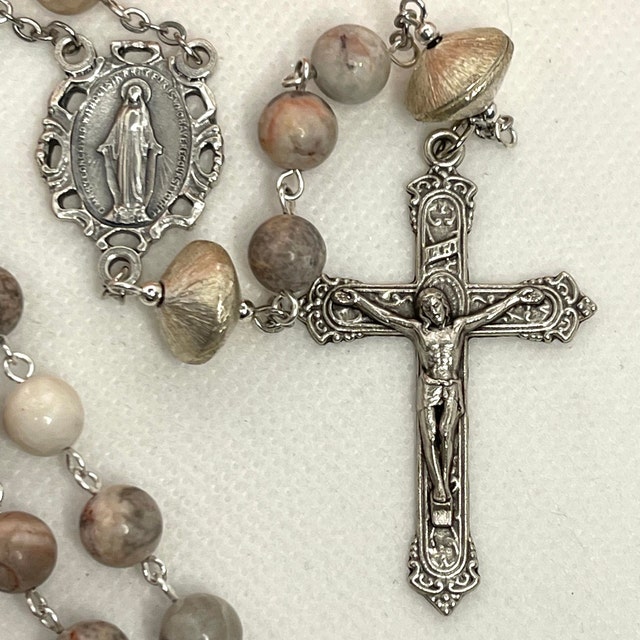 3-Way Crucifix - Antique Silvertone - 360 [360] - $1.24 USD : Ave Marias  Circle, Rosary Making Supplies
