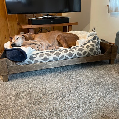 Visual Reference: Customizable Raised Wooden Dog Bed Mid Century Modern Elevated Pet
