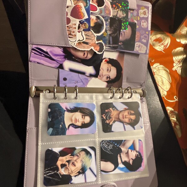 Album Photo Kpop Peluche A5 - 10 Pages - 40 Emplacements - Collection Cartes Photos