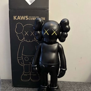 Handmade Kaws Bearbrick Decorative Action Figures With Box
