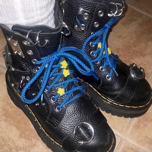 Cameryn added a photo of their purchase