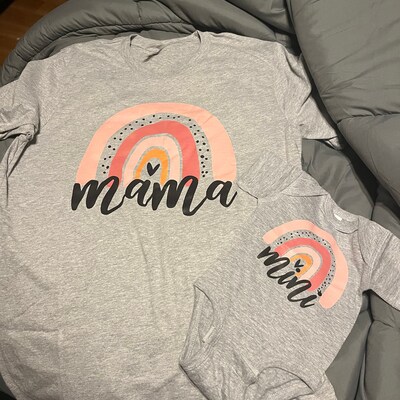 New Rainbow Mama and Mini Family printed short-sleeved T-shirt (children's version)
