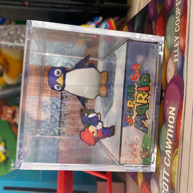 Super Mario 64 Diorama Cube: Baby Penguin - Video Game Room Decoration