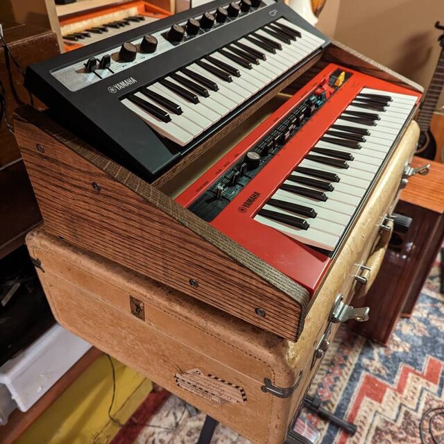 Yamaha Reface Series Synth Stand With Pedal Shelf. Desktop Yamaha Reface Series Synth Stand With Pedal Shelf. Desktop