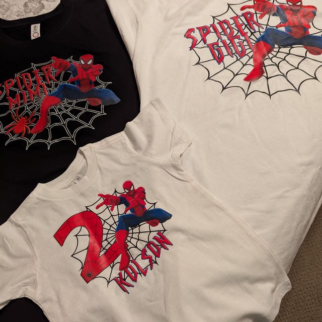 T-shirt Personalizzata Gildan Bianca Spiderman Per Compleanno - Uomo, Donna, Bambini Fino A 5XL