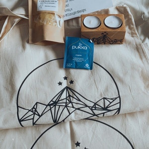 Holly-Mae added a photo of their purchase