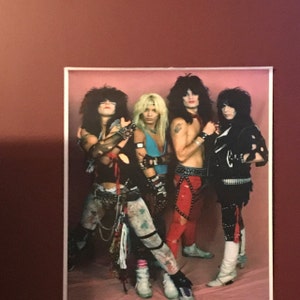 Motley Crue Full Colour 1984 33 X 23 