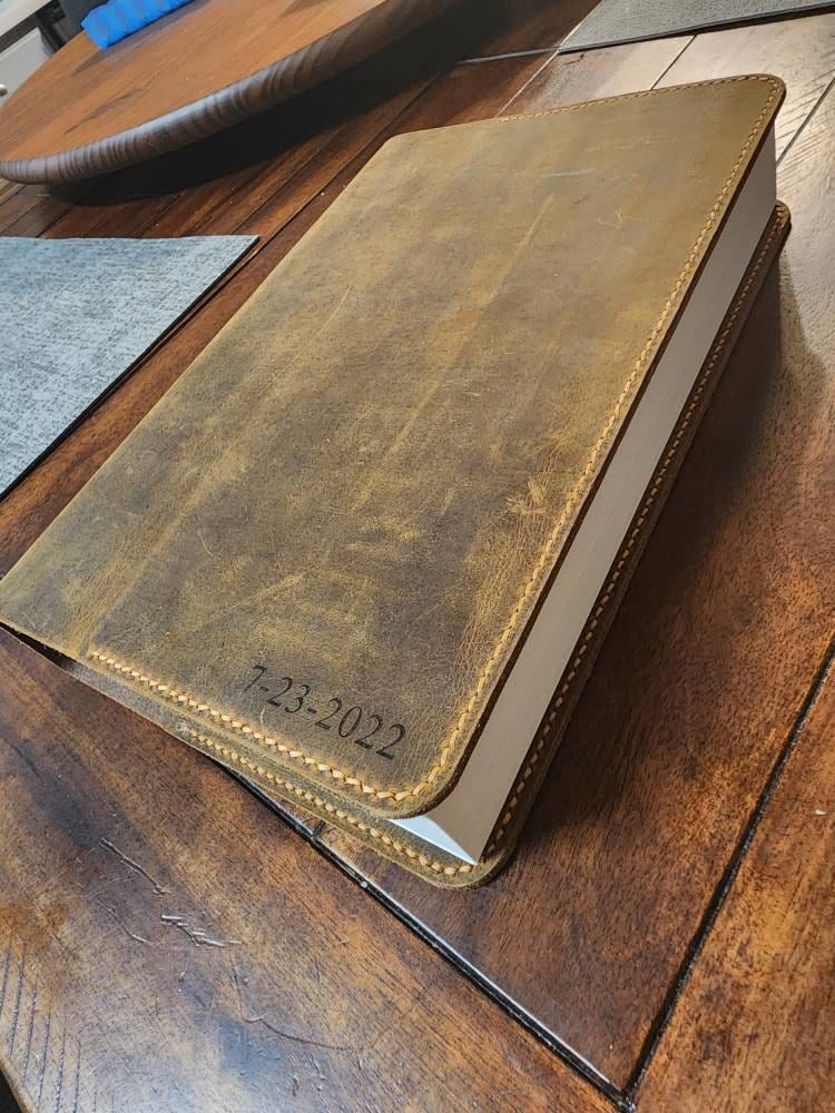 Personalized Leather cover for bible KJV , Custom leather holy bible book case cover christian gifts for men women Z04-LBBC05S