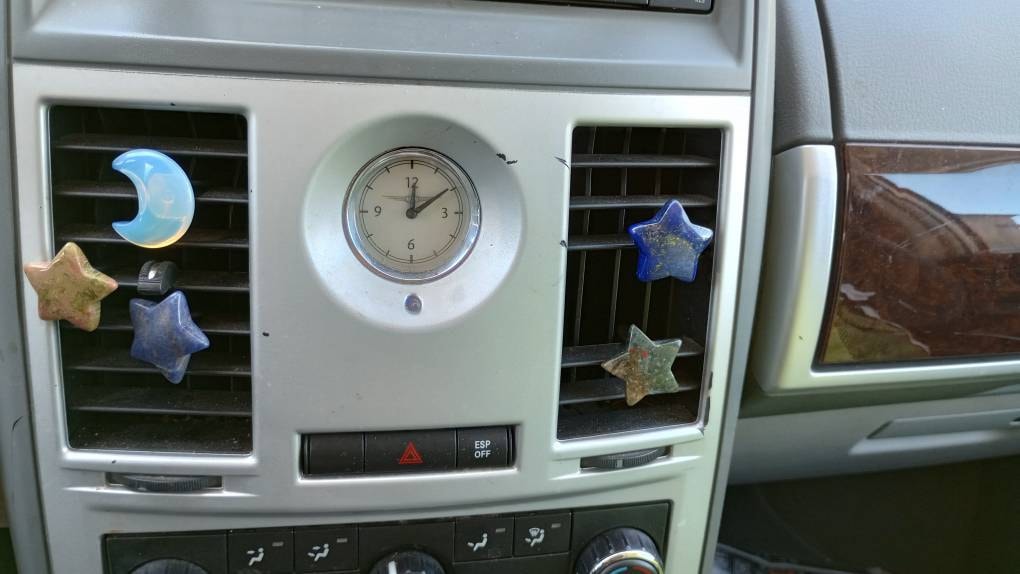 (Set of 2pcs)Crystal Car Vent Clips Crystal Star Moon Car Outlet Decoration, Natural Quartz Car Parts, Car Crystal, Car Gifts