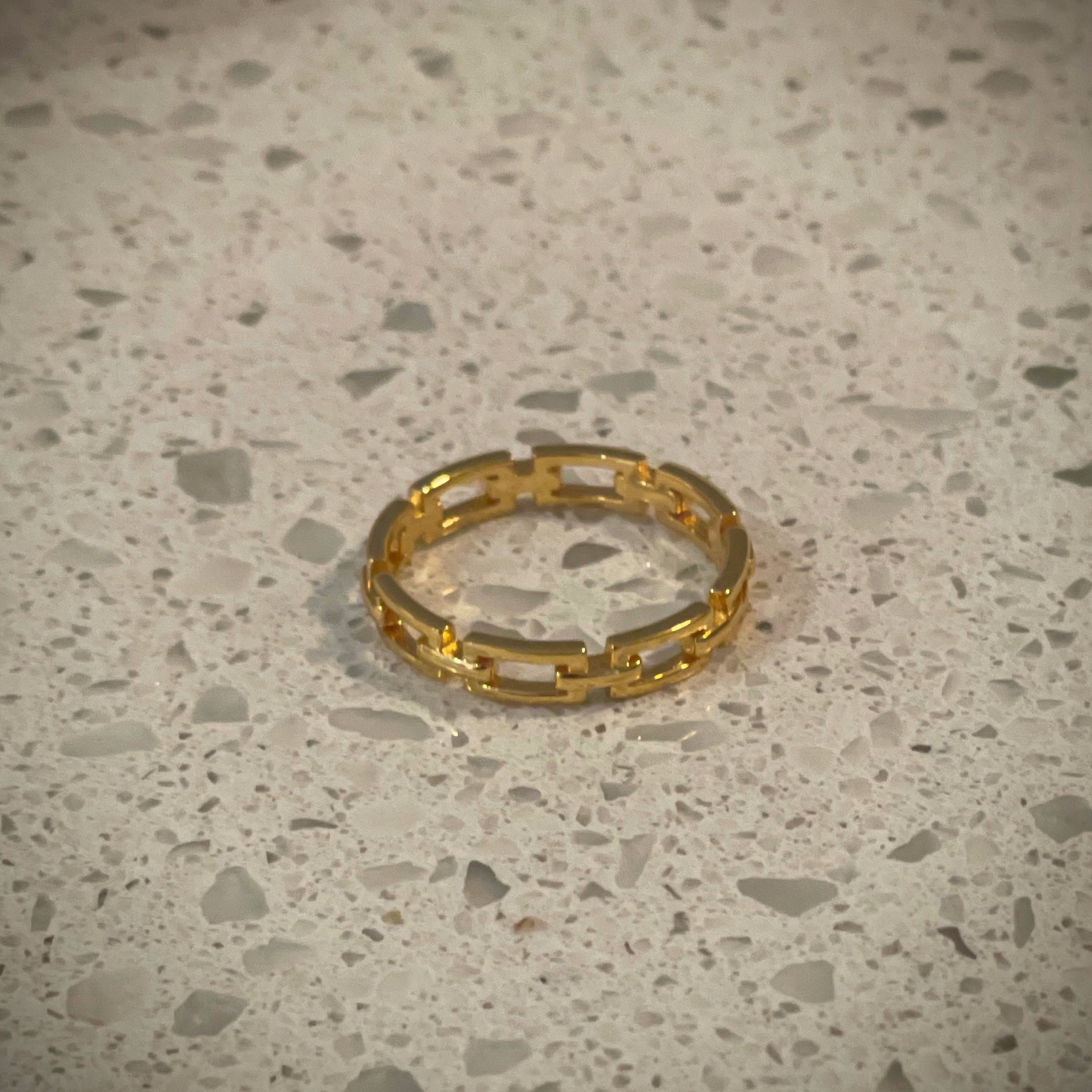 Chain Ring - Chain Link Ring - Statement Ring - Dainty Ring - Minimalist Ring - Stacking Ring - Delicate Ring - Gold Ring - SUTTON RING
