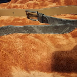 Victoria added a photo of their purchase
