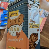 Retro Emaille-Tasse Genius At Work - 360ml Vintage Camping Becher