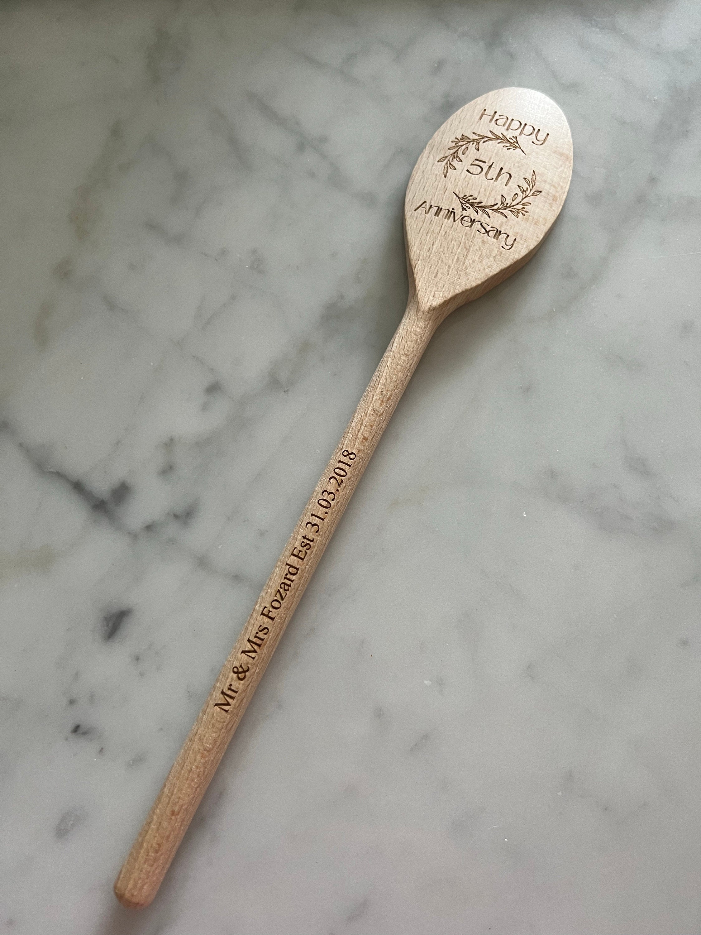5th Wedding Anniversary, Celebrating 5 Years of Marriage, Wooden Spoon Design, Gift / Present For Him / Her, Happy Couple, Wood Present