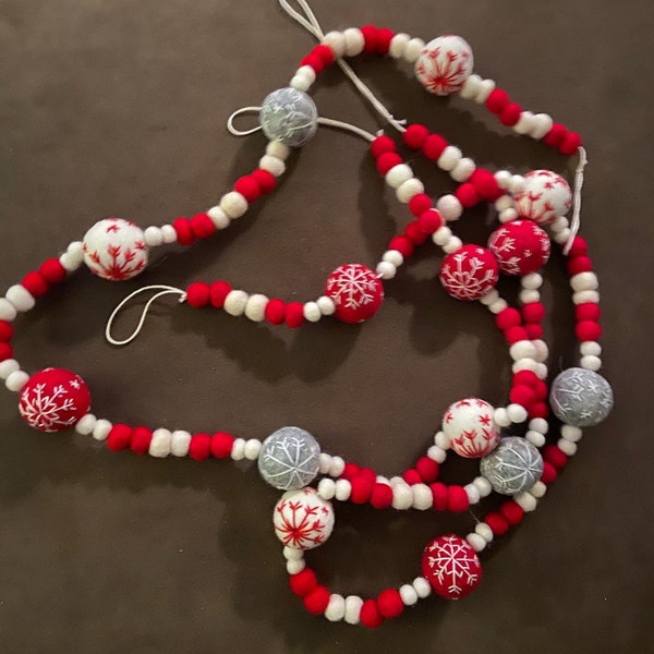 Felt Embroidered Snowflake Balls - Etsy