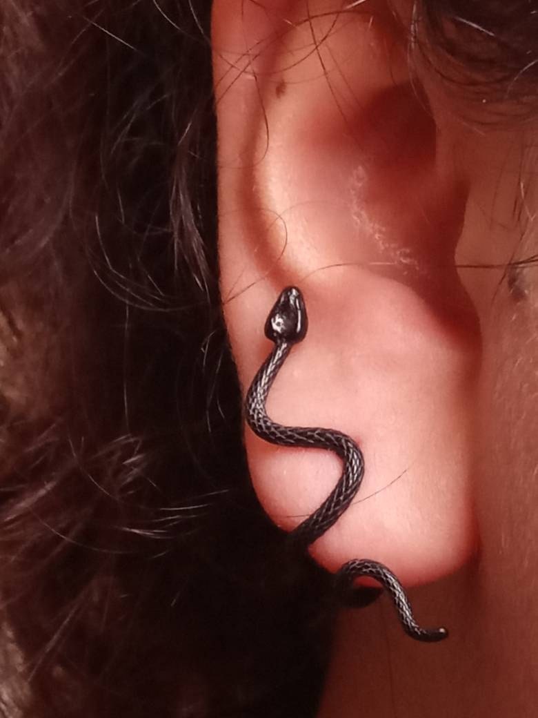 Snake earrings, Snake studs, ear caller, crawling snake earrings, serpent earrings, snake jewelry, gothic earrings, goth earrings