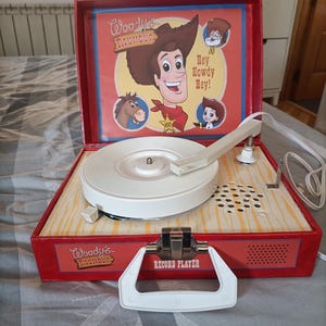 トイ・ストーリー ウッディのラウンドアップ レコードプレーヤー