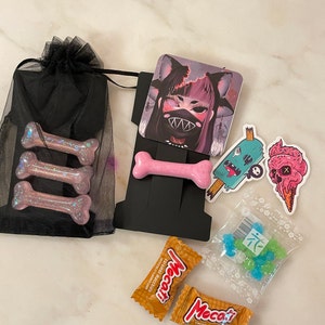 Severine added a photo of their purchase