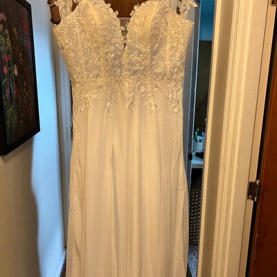 Sweetheart Floor-length Lace Appliqued Gown Black