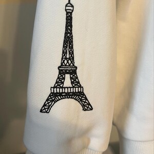 エッフェル塔の刺繍デザイン。パリの刺繍デザイン。ミニエッフェル塔