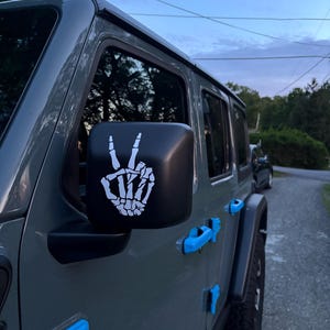 Jacqui added a photo of their purchase