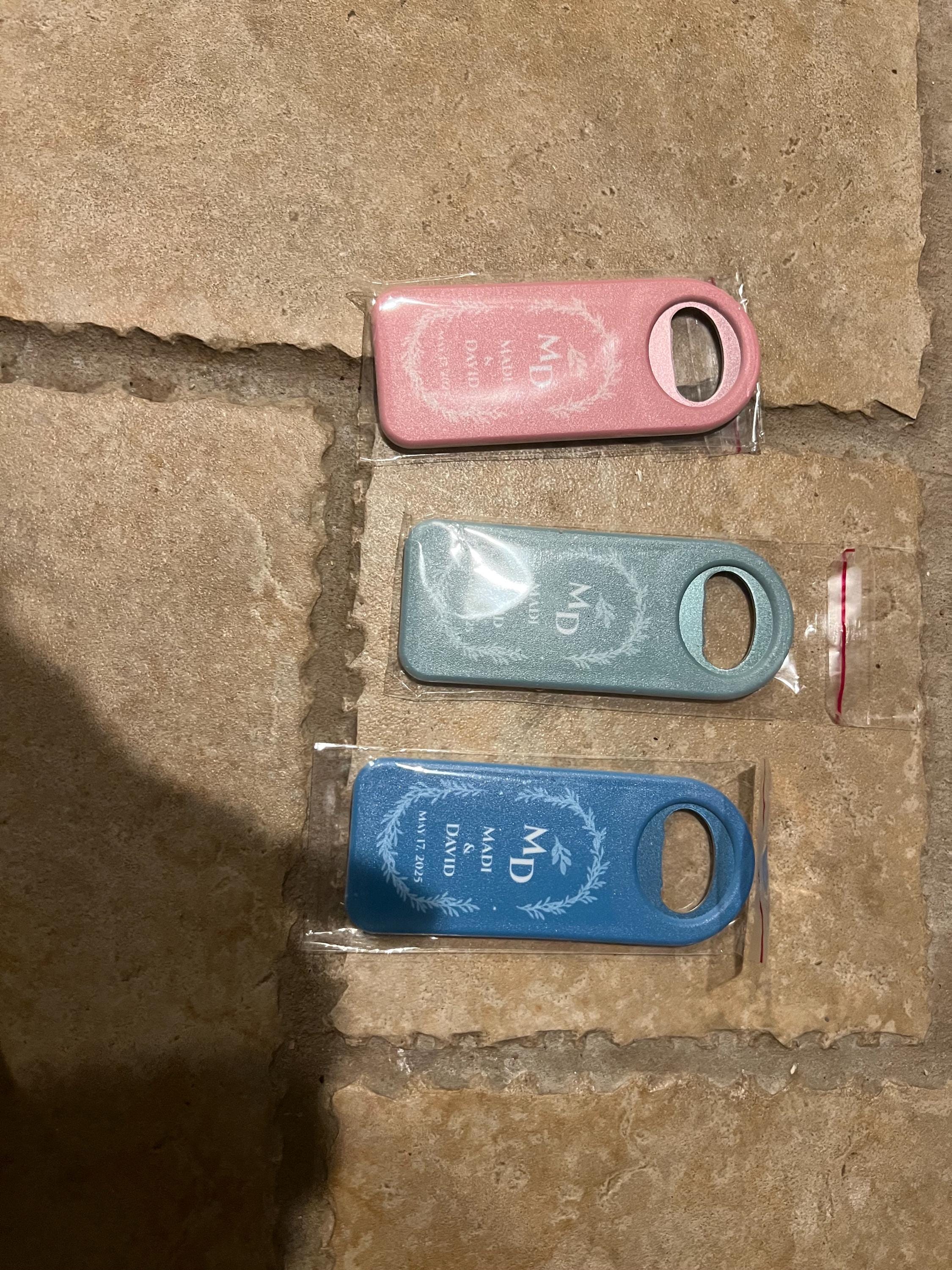 Magnet für Hochzeitsgeschenke, personalisierte Magnete aus Holz, Hochzeitsgeschenke, magnetischer Flaschenöffner, individueller Flaschenöffner, Hochzeitsgeschenk