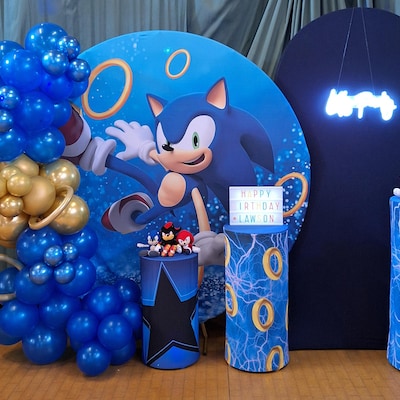 Blue Sky And Little Boy Round Birthday Party Backdrop
