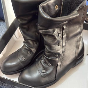 Ella added a photo of their purchase