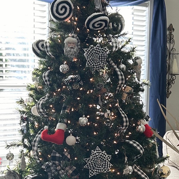 Black and White Lollipop With Bow, Halloween Pick, Tree Decor