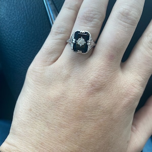 Unique Design Natural Onyx Ring// Antique Black Agate Engagement ...