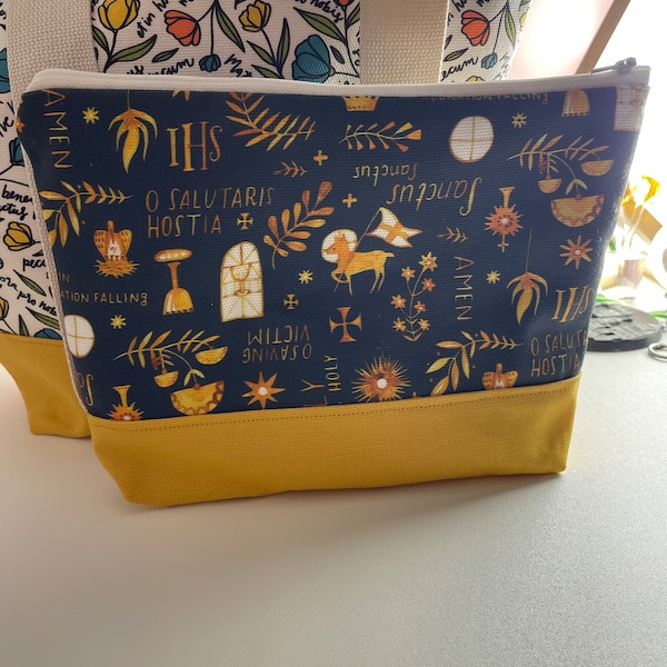 Catholic Prayer and Gratitude Journal With Writing Prompt 10 Page